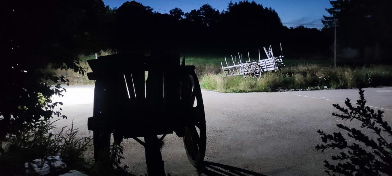 Le Pas Du Loup Royere-de-Vassiviere Exterior foto